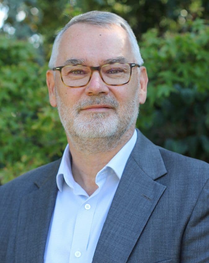 Miles O’Connor, Associate